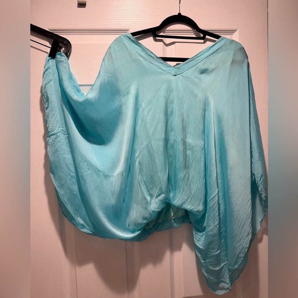 Made in Italy Flowy Silk Light Blue Blouse